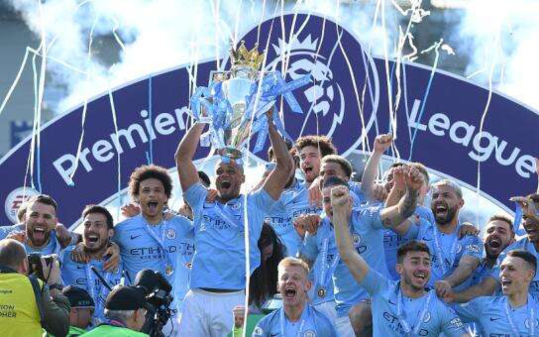 欧冠比赛的 欧冠比赛的